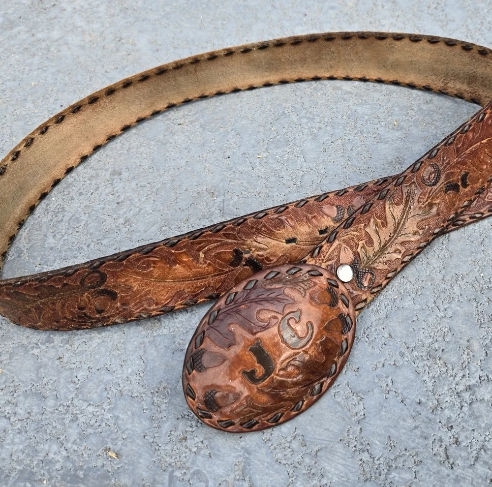 Vtg 70's Brown Hand Carved TOOLED Leather 42